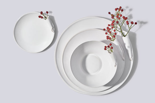 Colección de vajillas CALA creada por Josep Font para Vajillas Ultramar. Foto cortesía de Vajillas Ultramar.