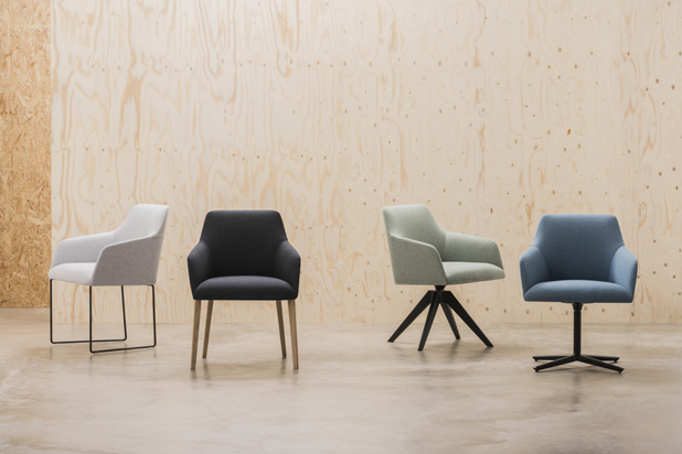 Sillas ALYA diseñadas por Lievore Altherr Molina para Andreu World