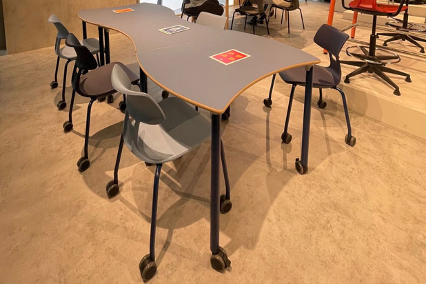 AKTIFLEX table and DIDA chairs by Federico Giner. Photo courtesy of Federico Giner. AKTIFLEX table and DIDA chairs by Federico Giner. Photo courtesy of Federico Giner.