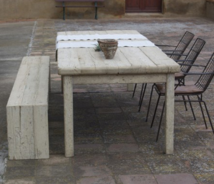 Muebles y lencería de hogar reciclados de Arxe.