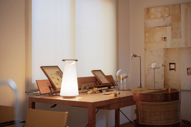 CATAY TABLE table lamp designed by Goula/Figuera for Nomon. Photo courtesy of Nomon.
